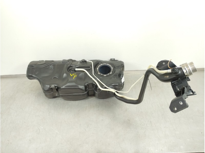 Recambio de deposito combustible para seat arona xperience referencia OEM IAM 2Q020101  