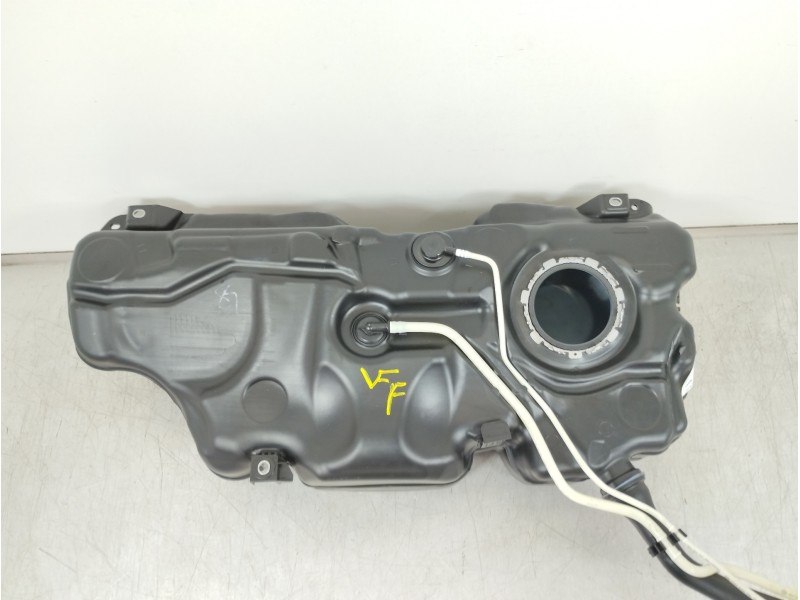 Recambio de deposito combustible para seat arona xperience referencia OEM IAM 2Q020101  