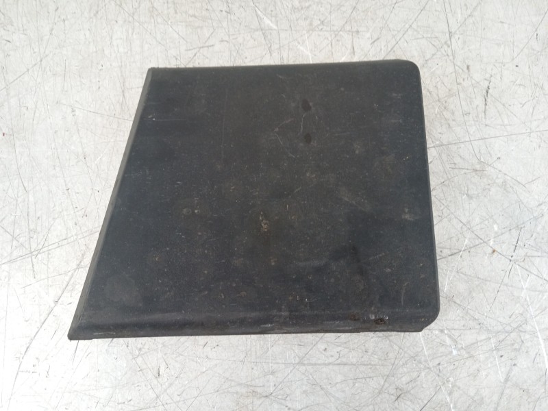 Recambio de moldura para citroën jumper kombi 30 l1h1 blue-hdi 140 referencia OEM IAM 1637295780 1317380070 