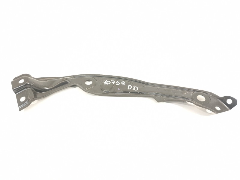 Recambio de travesaño superior para seat arona xperience referencia OEM IAM 6F9805932  