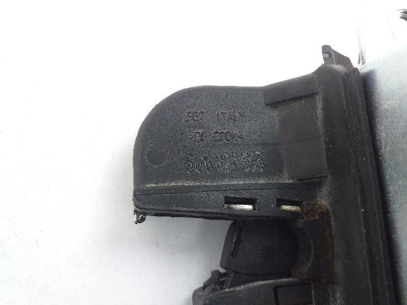 Recambio de cerradura maletero / porton para volkswagen golf vii lim. gti ´´performance´´ bluemotion referencia OEM IAM 5G682750