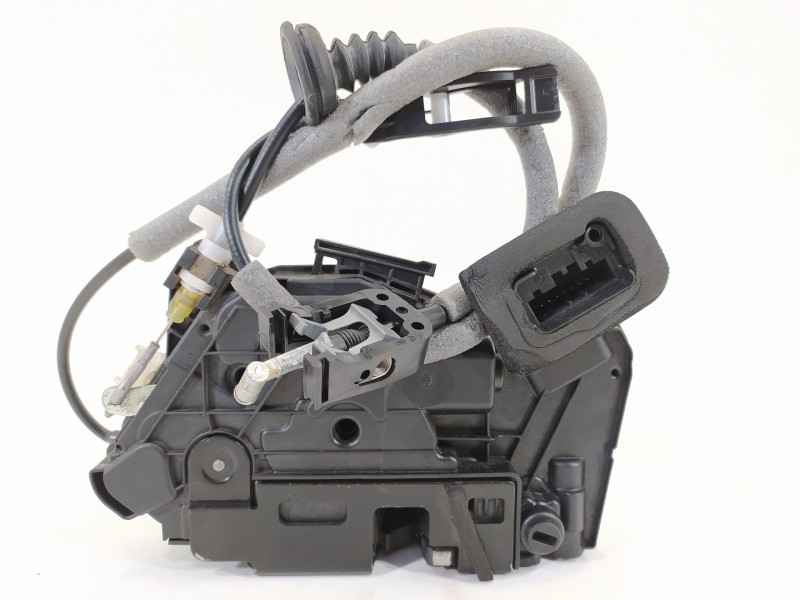 Recambio de cerradura puerta trasera derecha para volkswagen golf vii lim. gti ´´performance´´ bluemotion referencia OEM IAM 5K4