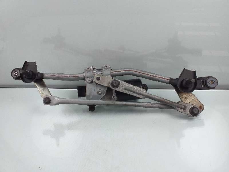 Recambio de motor limpia delantero para hyundai i20 25 aniversario referencia OEM IAM 98100GB000 98100C8000 