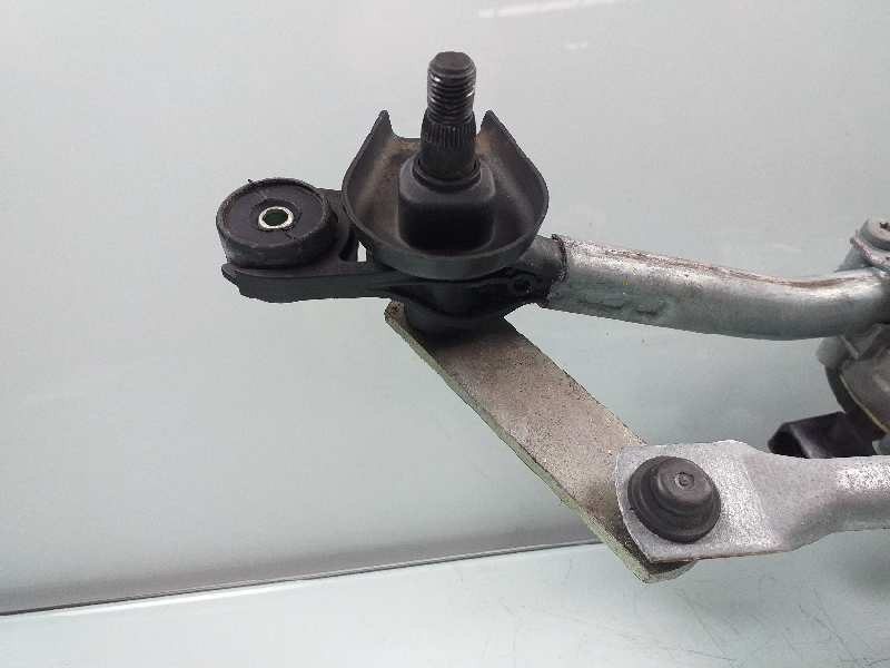 Recambio de motor limpia delantero para hyundai i20 25 aniversario referencia OEM IAM 98100GB000 98100C8000 