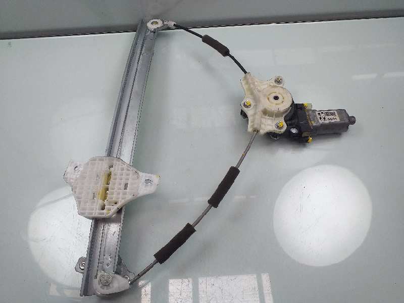 Recambio de elevalunas delantero derecho para hyundai i20 25 aniversario referencia OEM IAM 82402C7010 82460C7000 5D15206