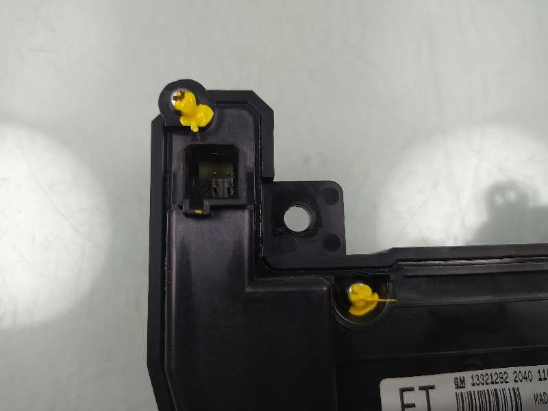 Recambio de sistema audio / radio cd para opel insignia berlina cosmo referencia OEM IAM 13321292  