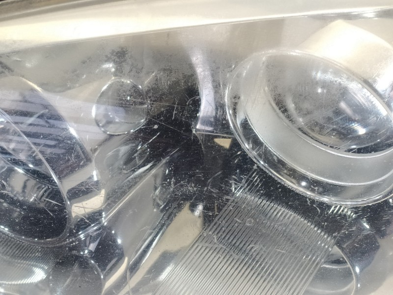 Recambio de faro izquierdo para kia sorento 2.5 crdi active referencia OEM IAM 921013E5XX  