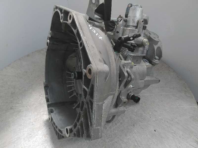 Recambio de caja cambios para opel insignia berlina cosmo referencia OEM IAM F40  