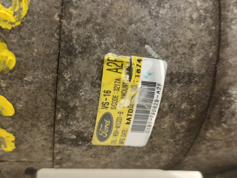 Recambio de compresor aire acondicionado para ford ecosport titanium referencia OEM IAM C1B119D629A2E  