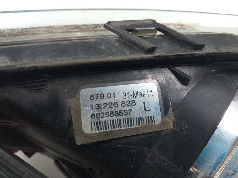 Recambio de faro antiniebla izquierdo para opel insignia berlina cosmo referencia OEM IAM 13226828  