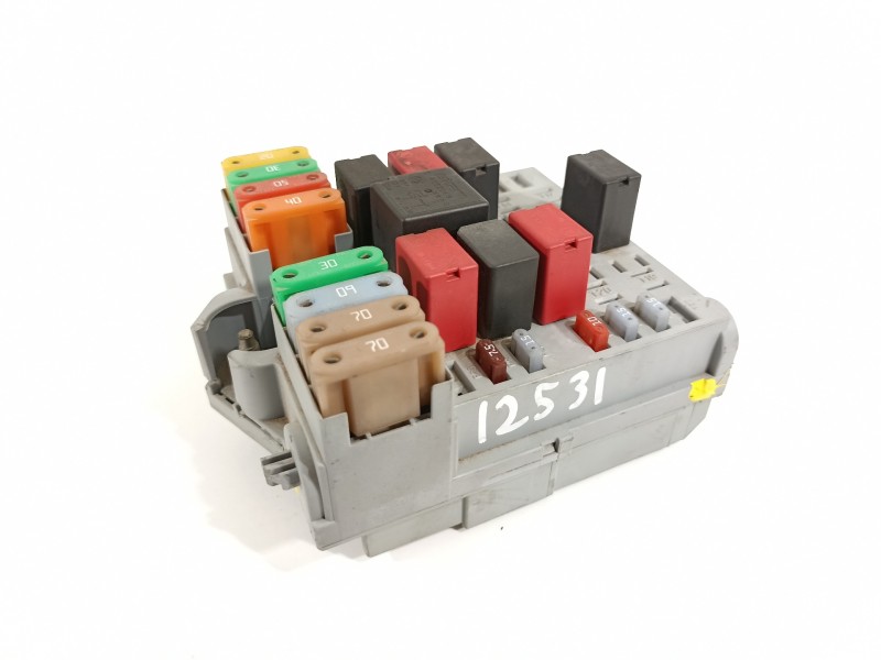 Recambio de caja reles / fusibles para lancia ypsilon (101) 1.2 8v referencia OEM IAM 51792194  