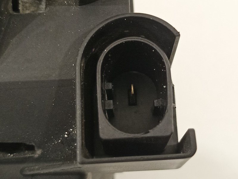 Recambio de alternador para ford fiesta (cb1) ghia referencia OEM IAM 8V2110300AB  