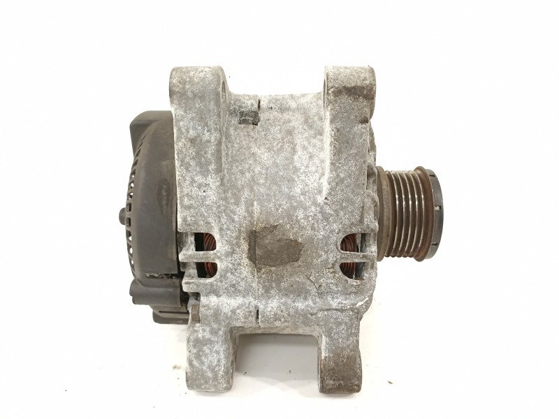 Recambio de alternador para ford fiesta (cb1) ghia referencia OEM IAM 8V2110300AB  