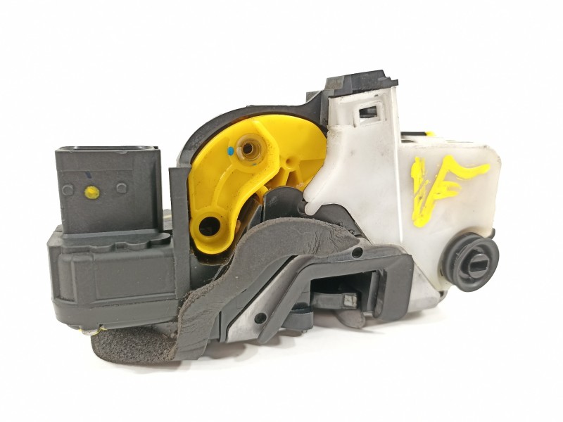 Recambio de cerradura puerta trasera izquierda para opel insignia berlina cosmo referencia OEM IAM 13578024  