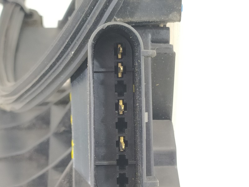 Recambio de cerradura puerta delantera derecha para ford fiesta (cb1) ghia referencia OEM IAM 8A6AA21812BC  