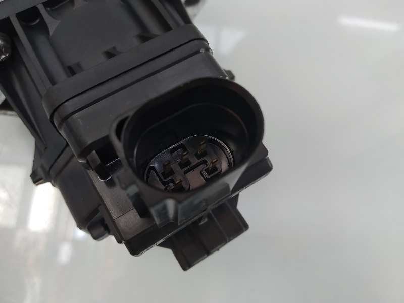 Recambio de valvula egr para opel insignia berlina cosmo referencia OEM IAM 55566052 K5T70977 