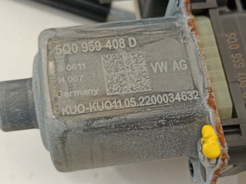 Recambio de elevalunas trasero derecho para seat arona xperience referencia OEM IAM 6F0839462C 5Q0959408D 