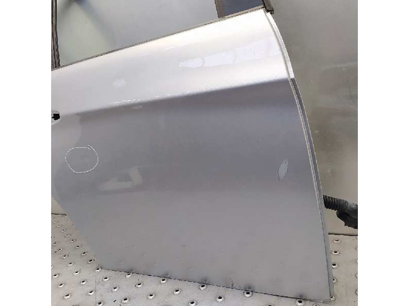 Recambio de puerta trasera derecha para bmw serie 3 berlina (e90) 320d referencia OEM IAM   