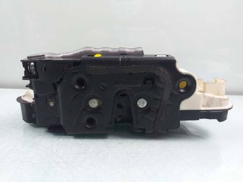 Recambio de cerradura puerta delantera izquierda para volkswagen golf vi (5k1) advance bluemotion referencia OEM IAM 5K1837015D 