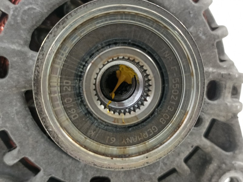 Recambio de alternador para dacia dokker ambiance referencia OEM IAM 231002949R  