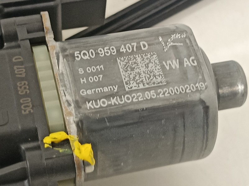 Recambio de elevalunas trasero izquierdo para seat arona xperience referencia OEM IAM 6F0839461C 5Q0959407D 