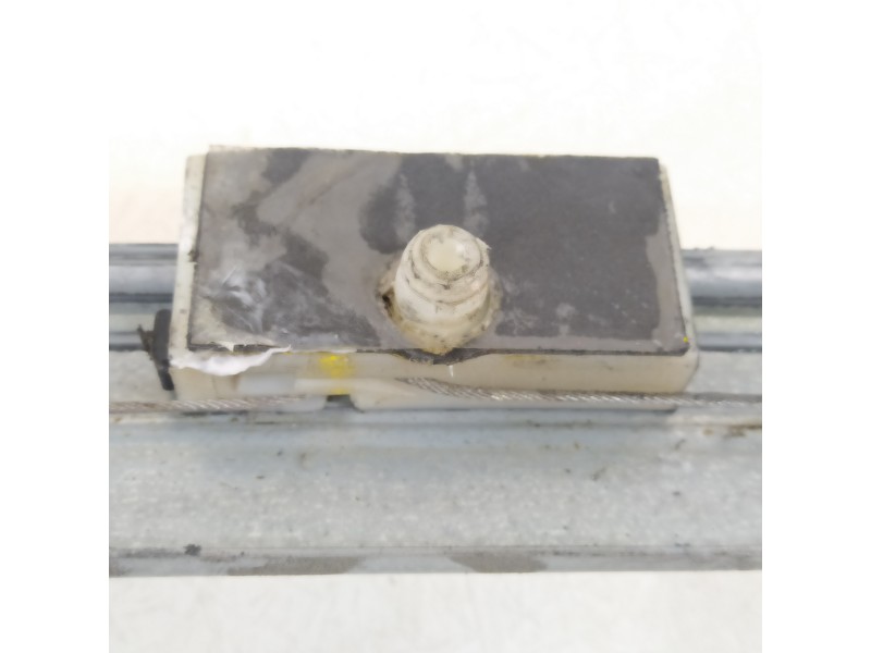 Recambio de elevalunas delantero derecho para renault trafic furgón l1h1 2,9t referencia OEM IAM 807207538R 93867657 