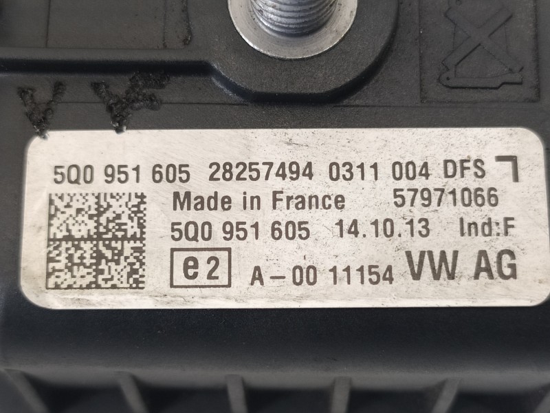 Recambio de claxon para volkswagen golf vii lim. gti ´´performance´´ bluemotion referencia OEM IAM 5Q0951605 28257494 