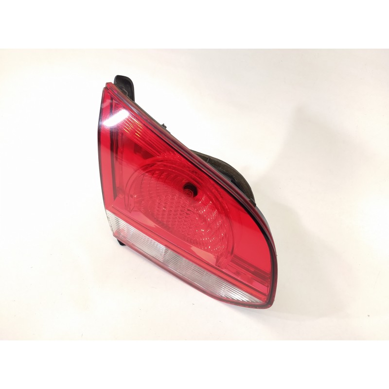 Recambio de piloto trasero izquierdo en porton para volkswagen golf vi (5k1) advance bluemotion referencia OEM IAM 5K0945093G 89