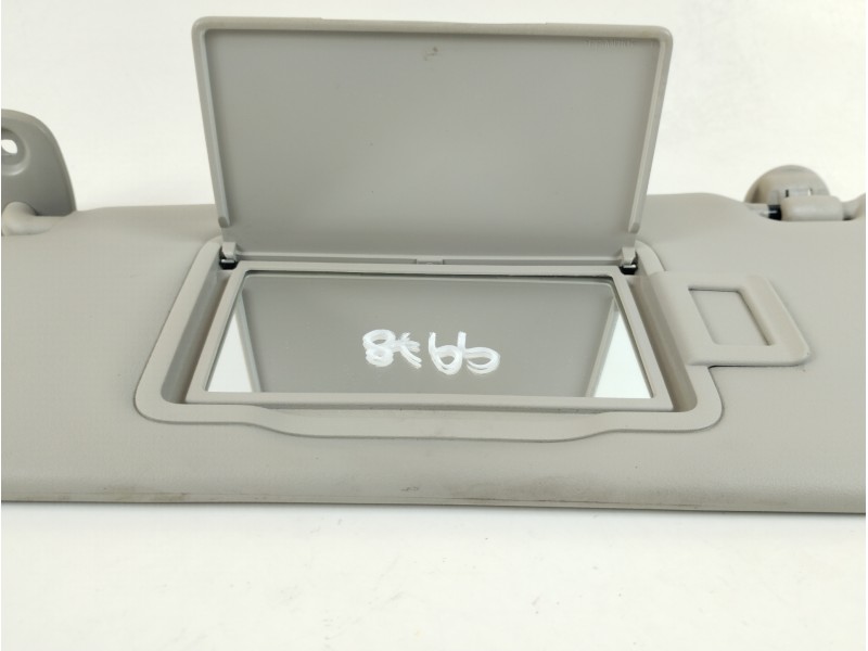 Recambio de parasol izquierdo para dacia duster ii sl 2019 referencia OEM IAM 964012342R 964019553R 