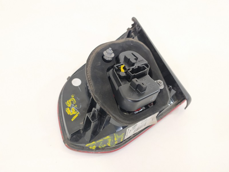 Recambio de piloto trasero izquierdo en porton para volkswagen golf vi (5k1) advance bluemotion referencia OEM IAM 5K0945093G 89