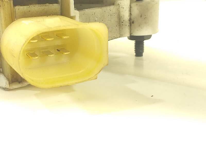 Recambio de elevalunas delantero derecho para bmw serie 3 berlina (e90) 320d referencia OEM IAM 7140588 6927028 0130822227