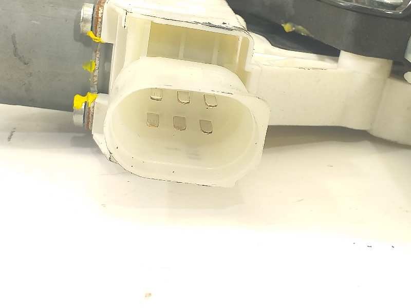 Recambio de elevalunas delantero derecho para bmw serie 5 touring (f11) m550d xdrive referencia OEM IAM 7182112 71821329 7248172