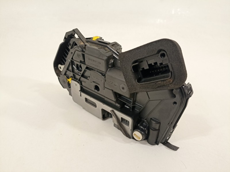 Recambio de cerradura puerta trasera derecha para seat arona xperience referencia OEM IAM 5TA839016P  