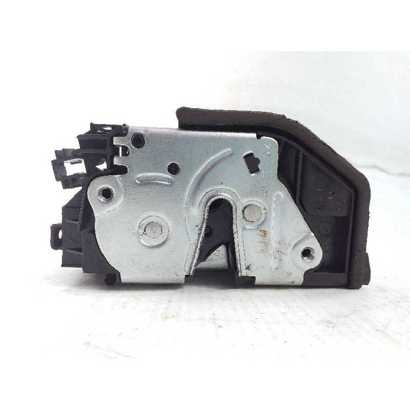 Recambio de cerradura puerta trasera izquierda para bmw serie 5 touring (f11) m550d xdrive referencia OEM IAM 51227229459 722945