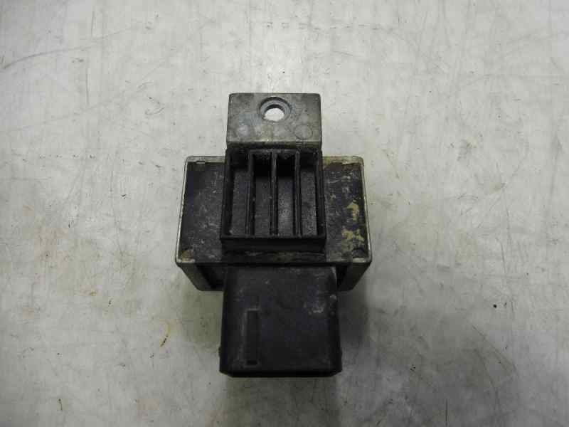 Recambio de caja precalentamiento para renault kangoo profesional referencia OEM IAM 8200859243  