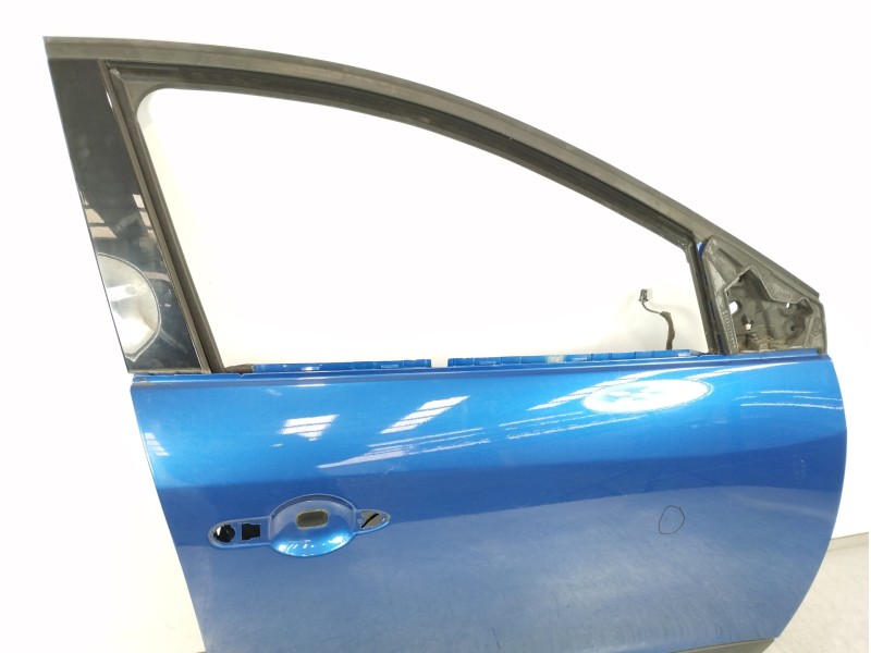 Recambio de puerta delantera derecha para renault megane iii berlina 5 p dynamique referencia OEM IAM 801009742R  