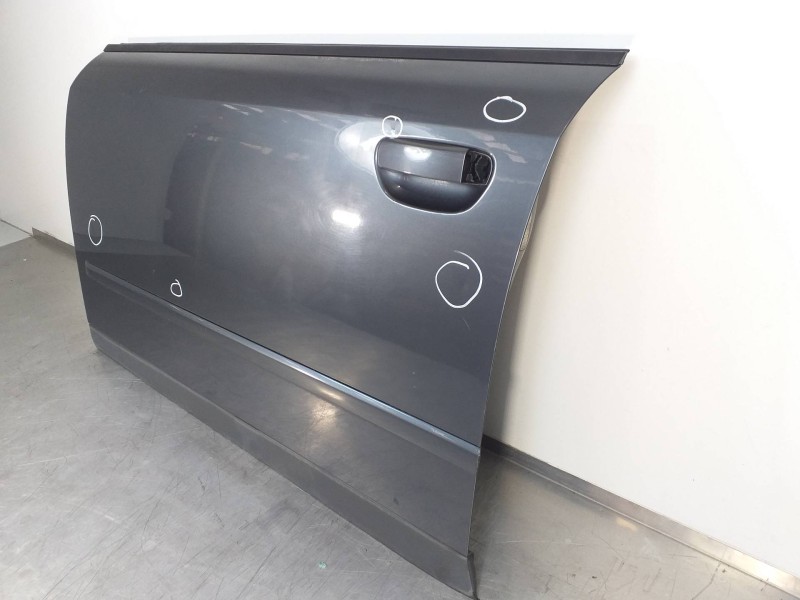 Recambio de puerta delantera izquierda para audi a4 berlina (8e) 1.8 t referencia OEM IAM 8E0831051  