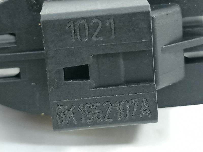 Recambio de interruptor para audi a4 ber. (b8) básico referencia OEM IAM 8K1962107A  