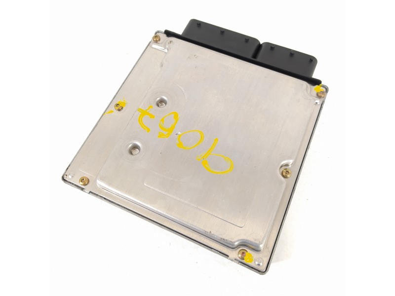 Recambio de centralita motor uce para bmw serie 3 touring (e46) 320d referencia OEM IAM 13617789572 0281010565 7790209