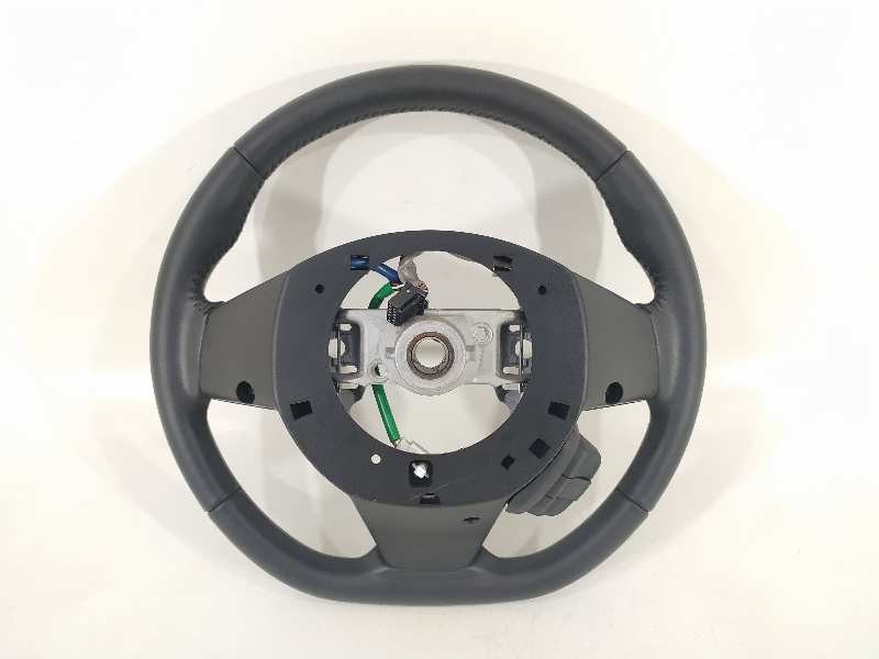 Recambio de volante para suzuki swift (az) basic referencia OEM IAM   