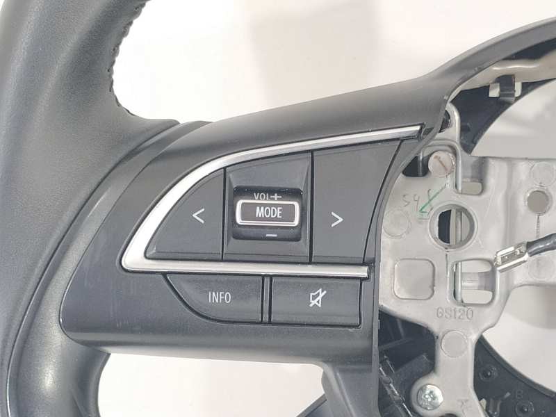 Recambio de volante para suzuki swift (az) basic referencia OEM IAM   