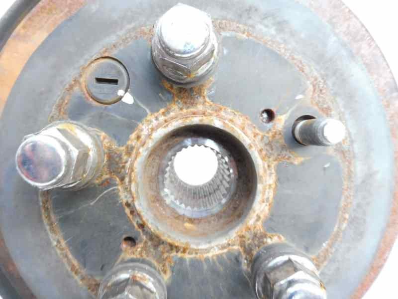 Recambio de mangueta trasera derecha para lexus is200 (ds2/is2) 220d referencia OEM IAM   