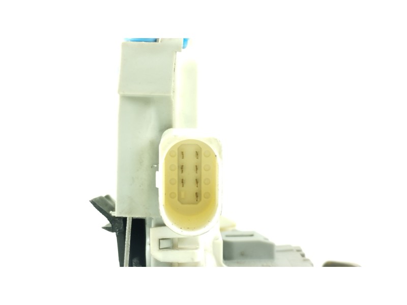 Recambio de cerradura puerta delantera izquierda para audi a3 sportback (8va) ambiente referencia OEM IAM 8X1837015A  