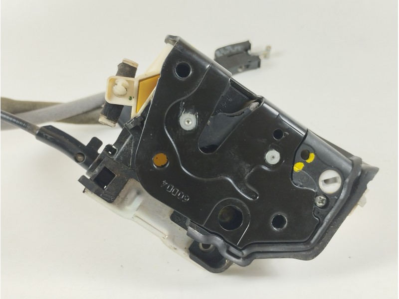 Recambio de cerradura puerta delantera derecha para audi a3 sportback (8va) ambiente referencia OEM IAM 8X1837016A  