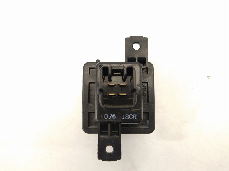 Recambio de resistencia calefaccion para suzuki swift (az) basic referencia OEM IAM 07618CR  