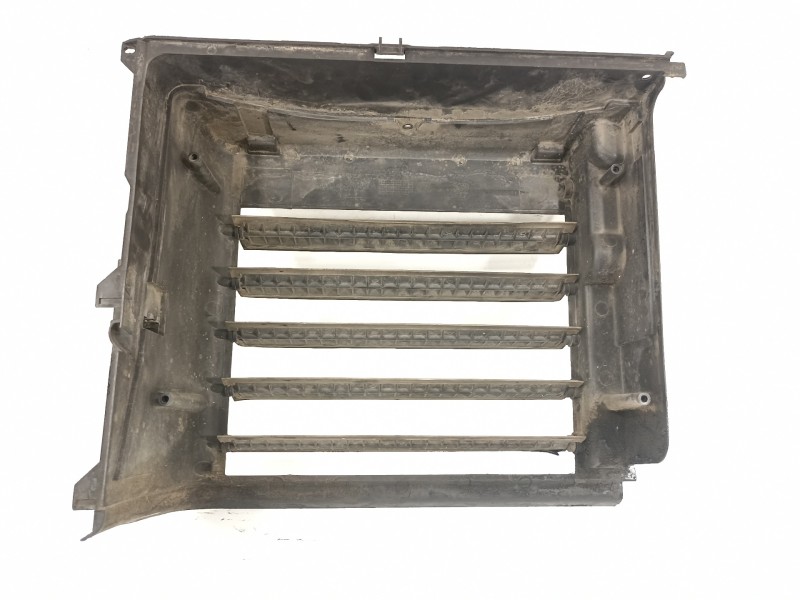 Recambio de panel frontal para bmw serie 3 touring (e46) 320d referencia OEM IAM 157048048 0931642 