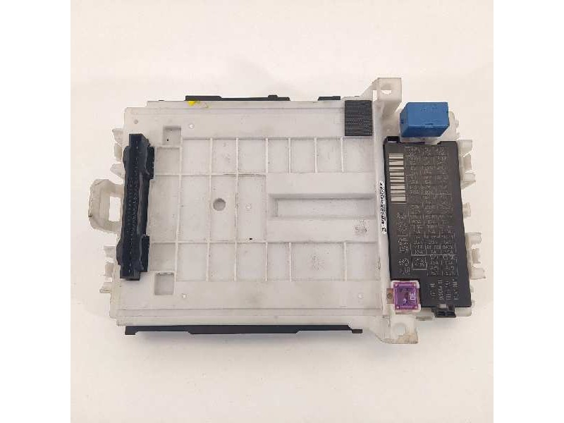 Recambio de caja reles / fusibles para suzuki swift (az) basic referencia OEM IAM 23111N6DG 2353R20 