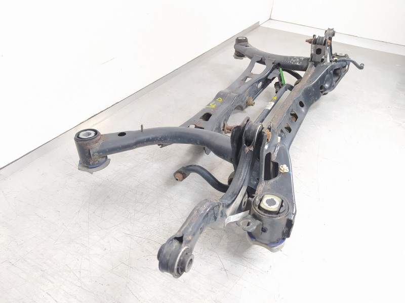 Recambio de puente trasero para audi a3 sportback (8va) ambiente referencia OEM IAM 3Q0505477 3Q0505107B 