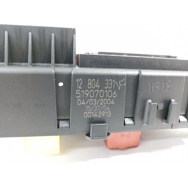Recambio de caja reles / fusibles para saab 9-3 berlina 2.2 tid arc referencia OEM IAM 519070106 12804331 