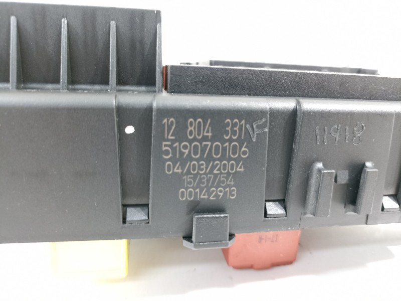 Recambio de caja reles / fusibles para saab 9-3 berlina 2.2 tid arc referencia OEM IAM 519070106 12804331 